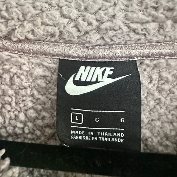 Nike Gray / Lime Green Cropped Sherpa Fleece Pullover - Picture 2 of 4